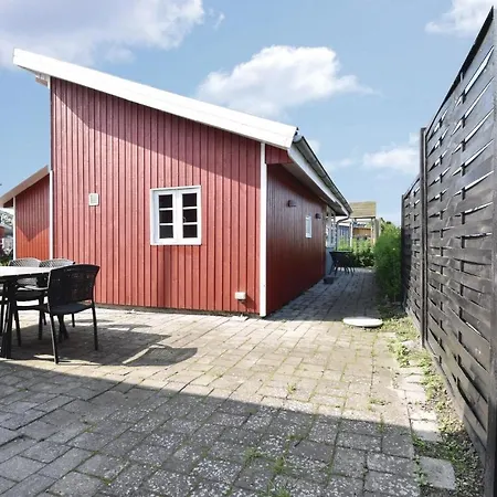 Three-bedroom Holiday In Hébergement de vacances