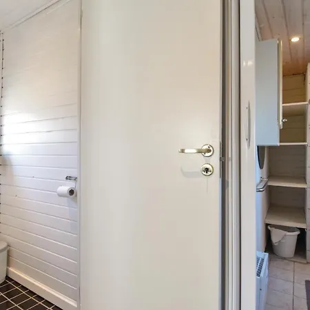 Three-bedroom Holiday In Hébergement de vacances